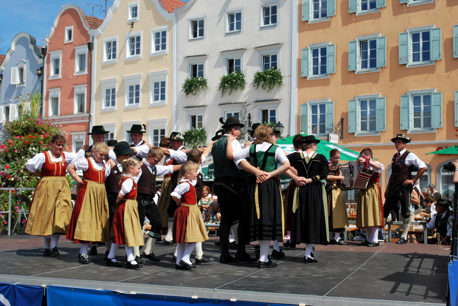 Schrding in Tracht 5